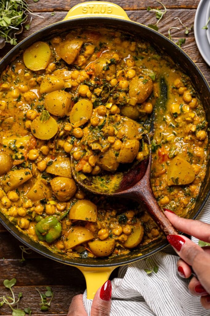 Crockpot Chickpea & Potato Curry