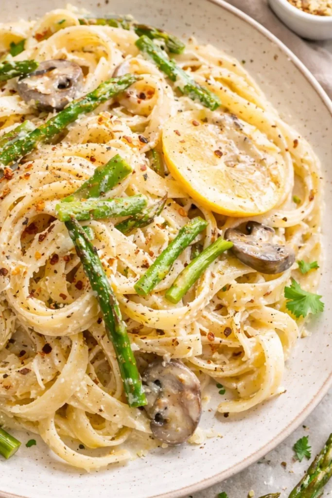 Vegan Lemon-Asparagus One-Pot Pasta