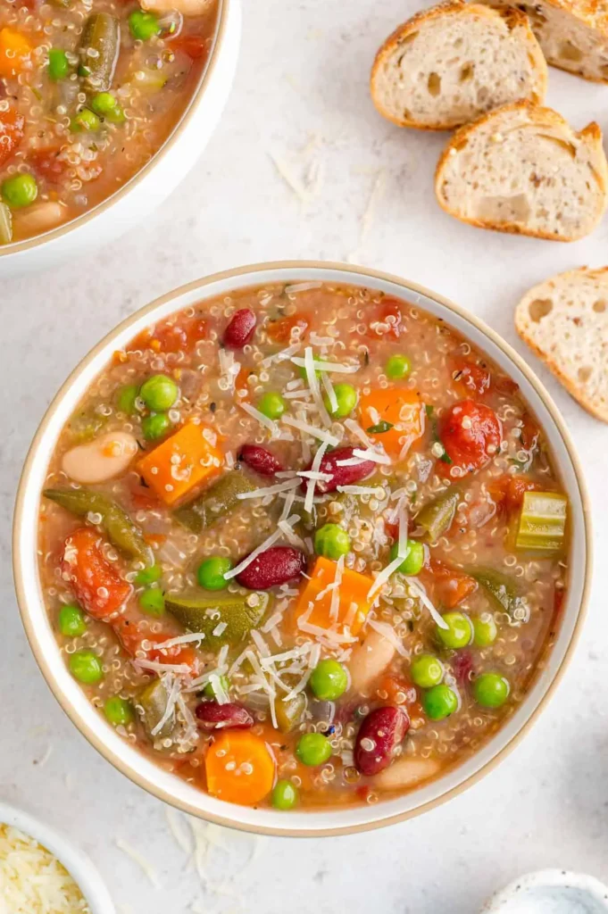 Easy Crockpot Vegetable Minestrone