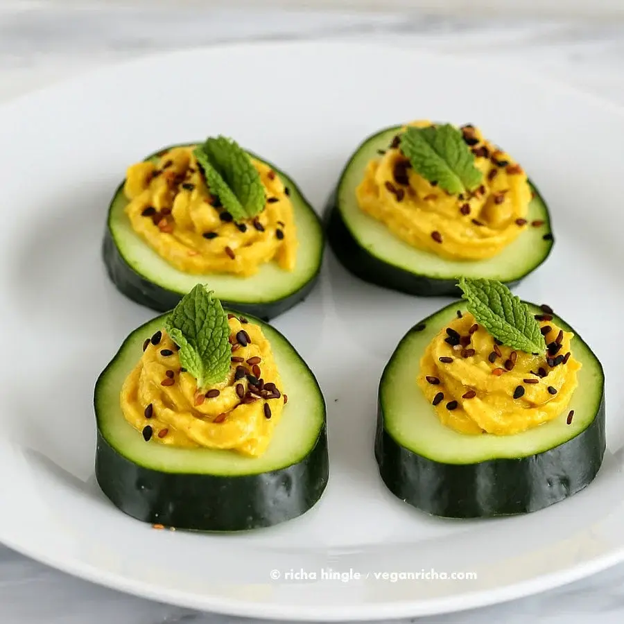 Mediterranean Hummus Cucumber Bites