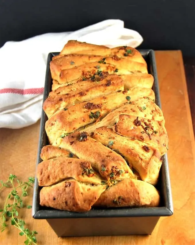 Vegan Pull-Apart Bread