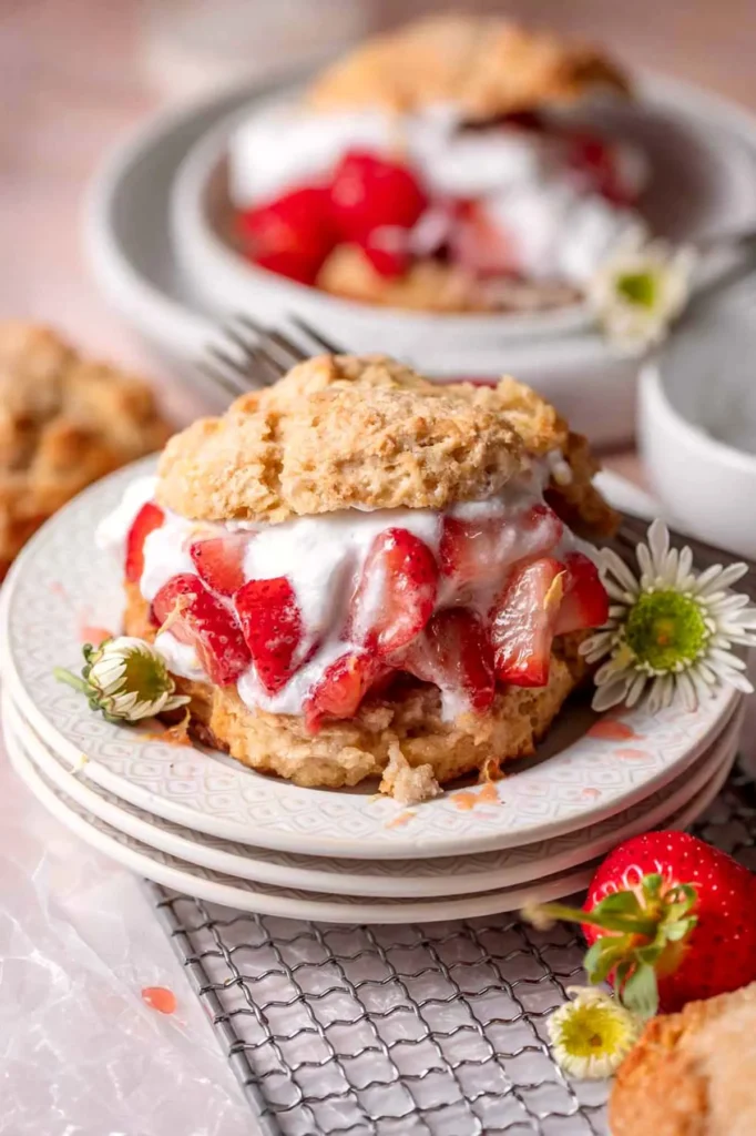 One-Bowl Vegan Strawberry Shortcake Cups