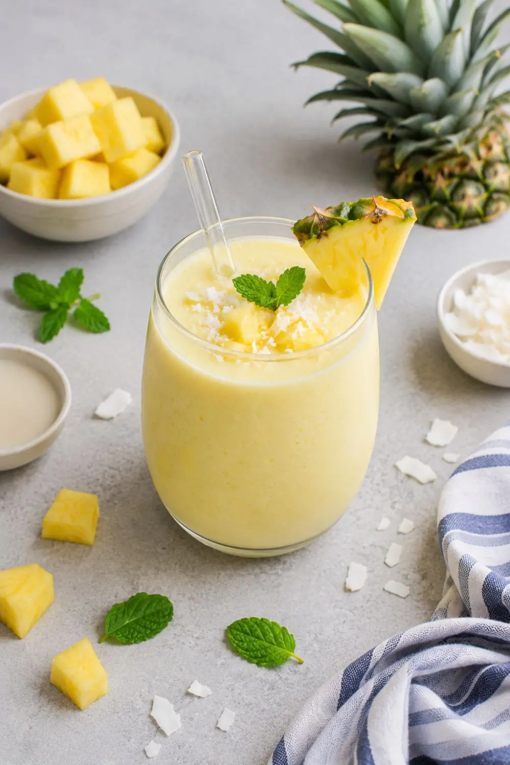 Creamy Vegan Frozen Piña Colada Smoothie