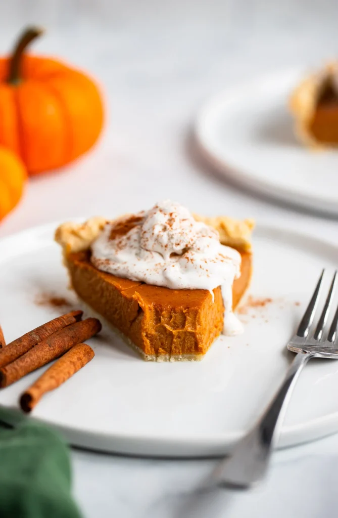 Classic Vegan Spiced Pumpkin Pie