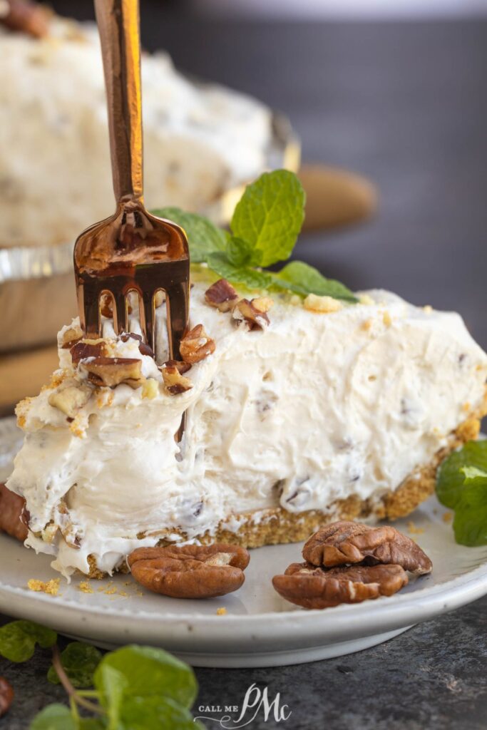 No-Bake Pecan Cream Pie