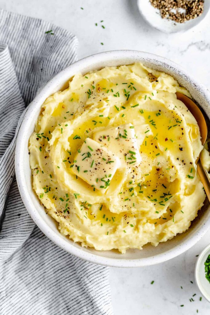 Garlic & Herb Vegan Mashed Potatoes