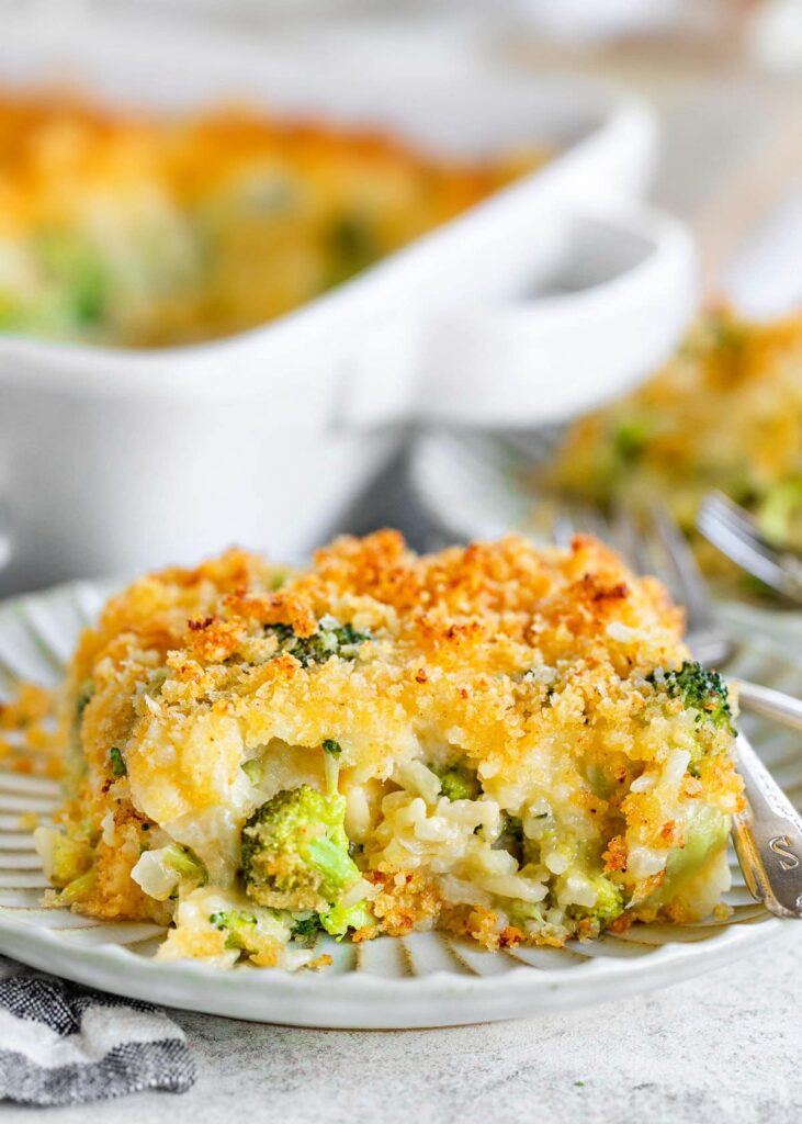 Cheesy Garlic Broccoli & Rice Casserole