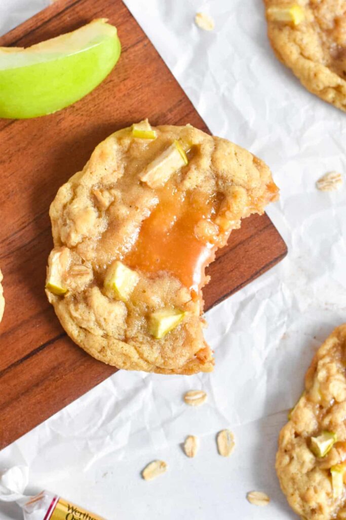Chewy Caramel Apple Oat Cookies
